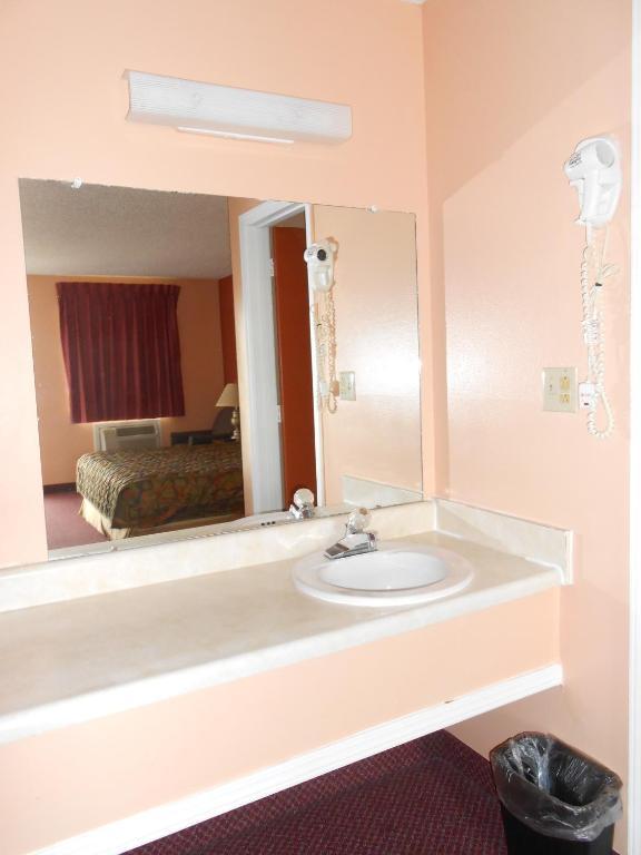 Budget Inn And Suites Siloam Springs Стая снимка