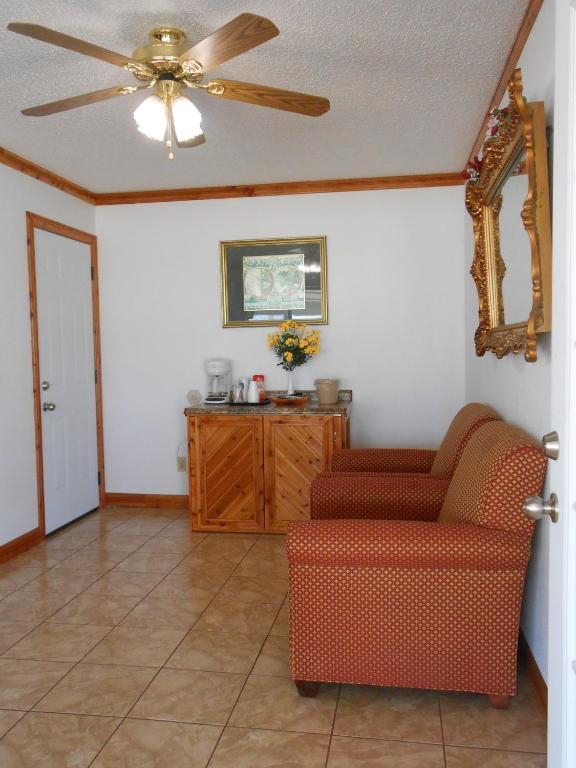 Budget Inn And Suites Siloam Springs Екстериор снимка