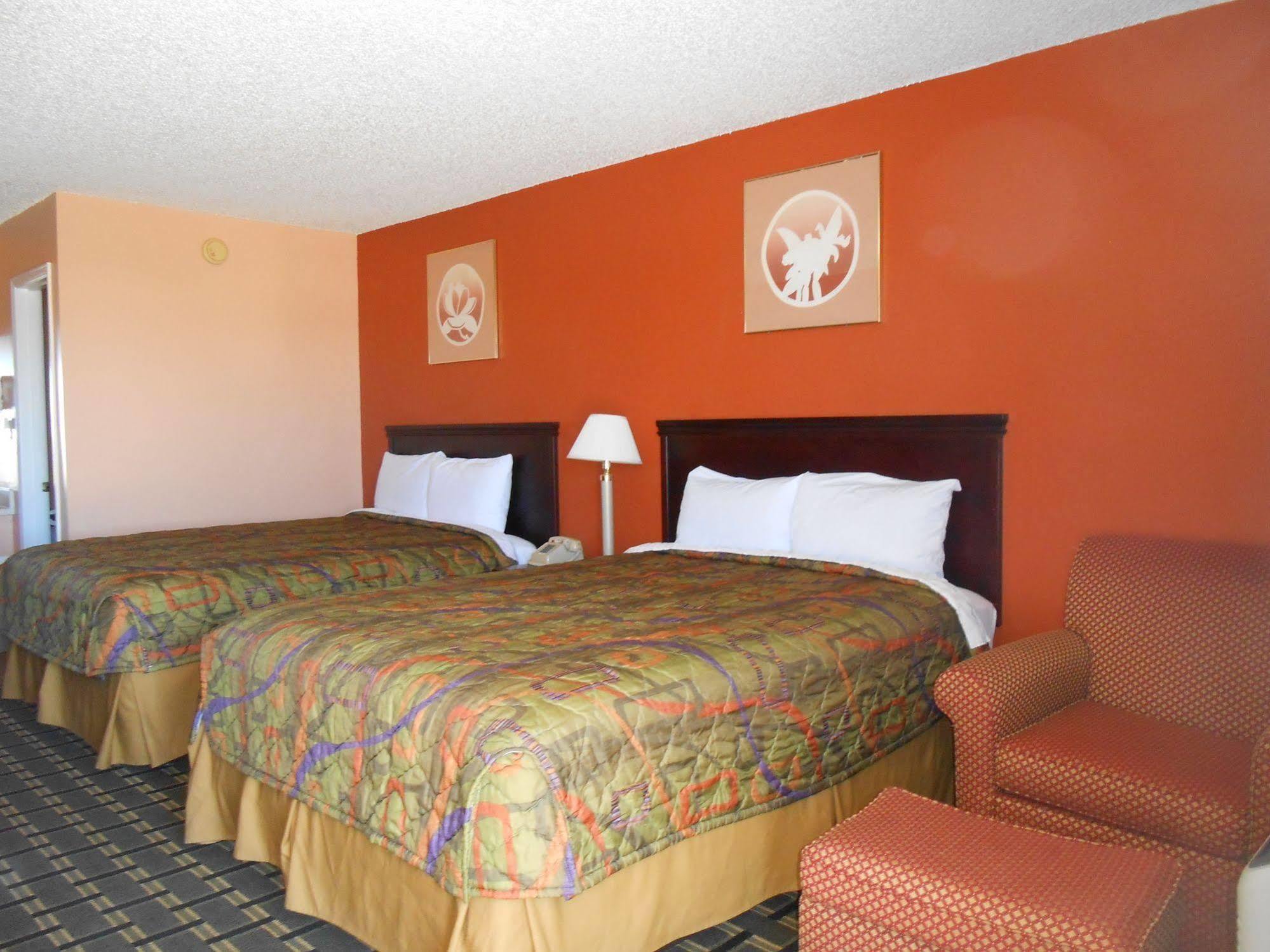 Budget Inn And Suites Siloam Springs Екстериор снимка